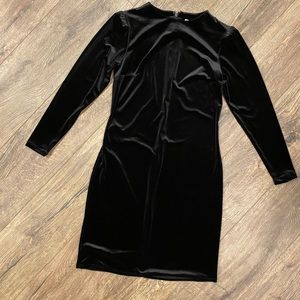 🖤 Adorable, simple Black Velvet/Velour Dress! 🖤